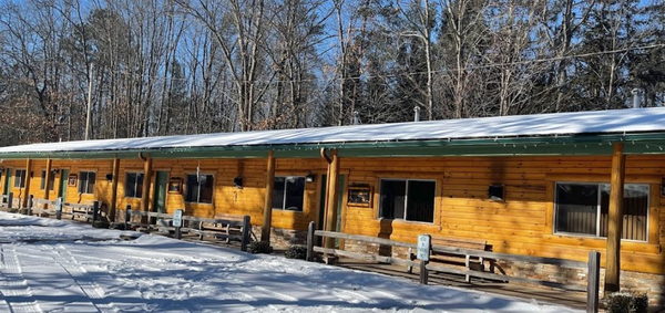 Totem Lodges (Nor-Gate Motel) - More Web Listing Photos (newer photo)